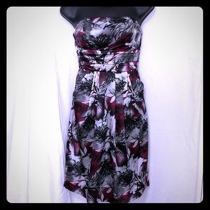 It has pockets! Silver & Floral Dress